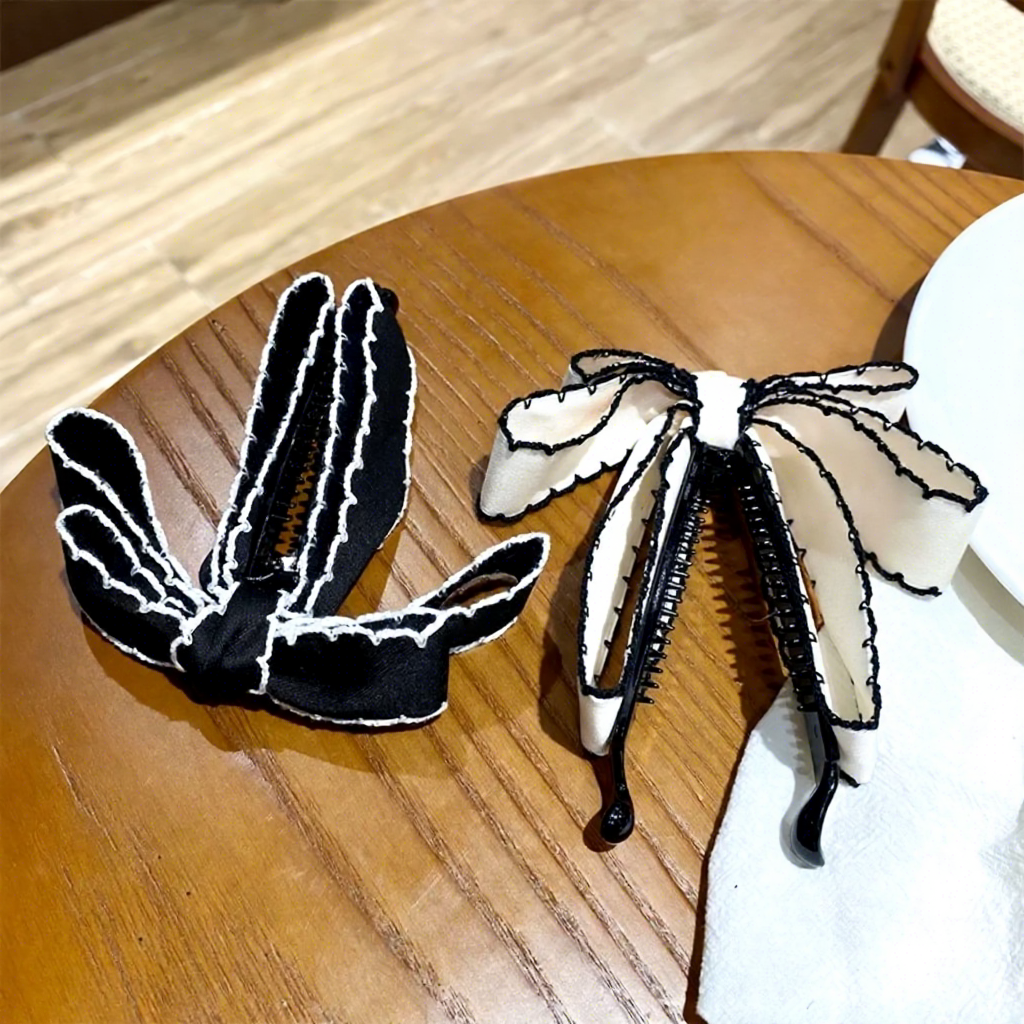 Scalloped Ribbon Bow Banana Clip - Vertical Hold
